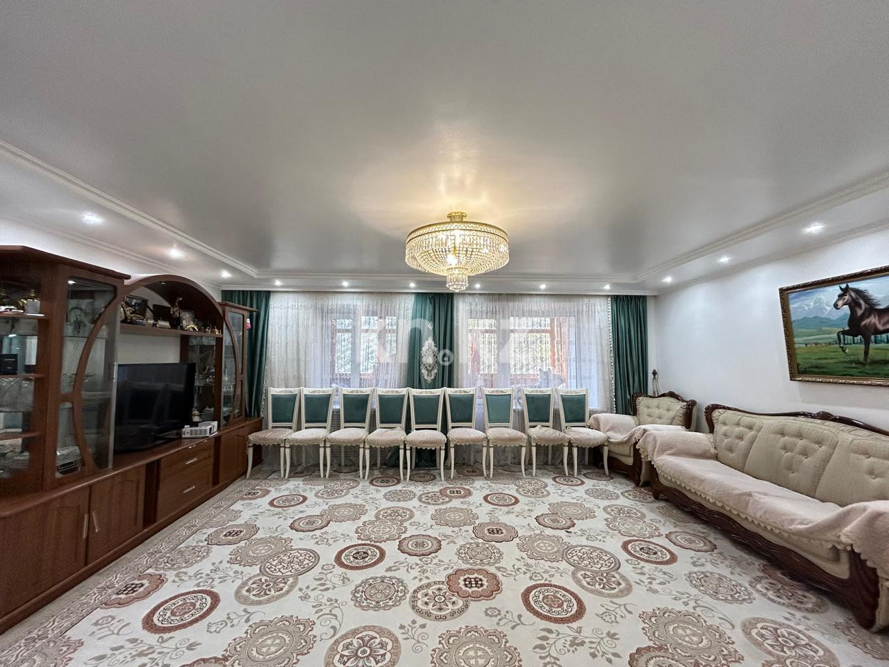 Продажа 5-комнатной квартиры, 107 м², ул. Муканова - Продажа квартир в Караганде фото 2 из 28
