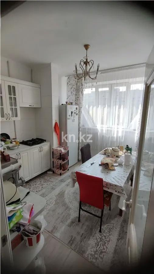 Продажа 3-комнатной квартиры, 72 м², мкр. Аксай-5, дом  16 в Алматы - фото 3
