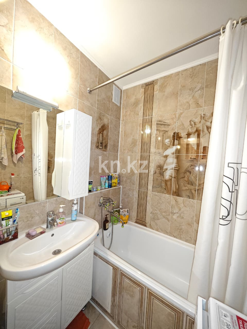 Продажа 4-комнатной квартиры, 85 м² в Караганде - фото 18