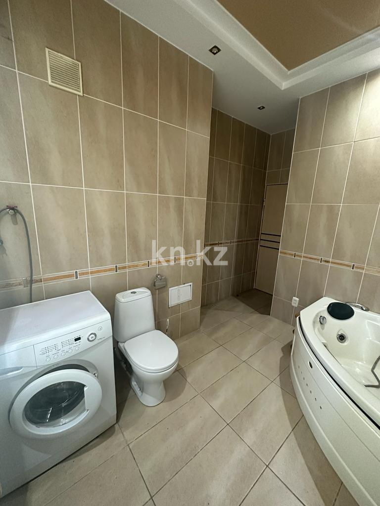 Продажа 2-комнатной квартиры, 82 м², пр. Н. Абдирова - Продажа квартир в Караганде фото 10 из 19