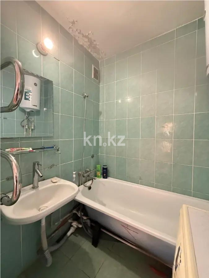 Продажа 2-комнатной квартиры, 54 м², мкр-н Голубые Пруды, дом  4 в Караганде - фото 4