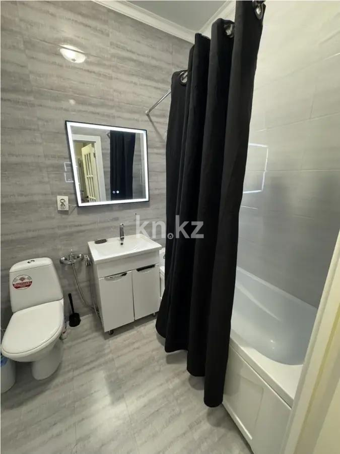 Продажа 2-комнатной квартиры, 70 м², ул. Ушкемпирова, дом  8 в Алматы - фото 4