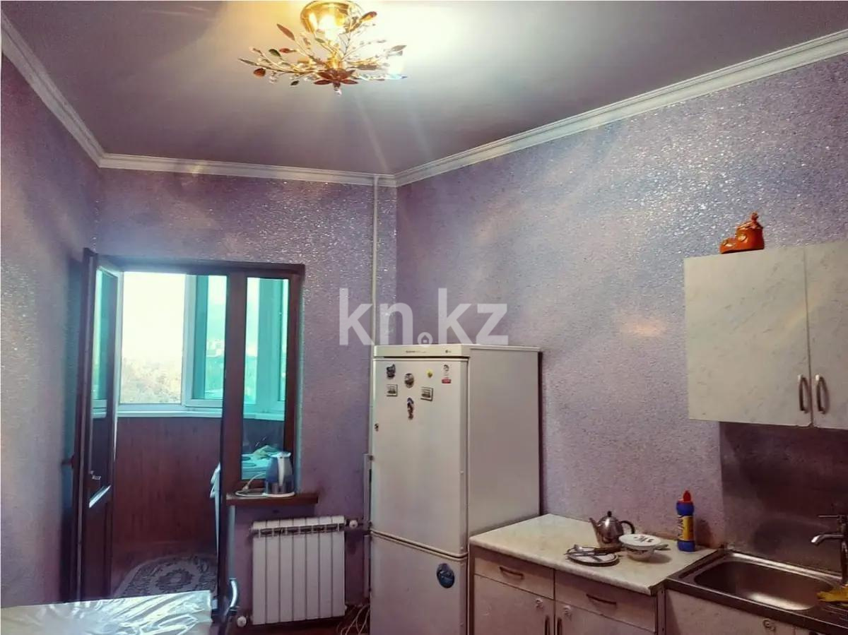 Продажа 3-комнатной квартиры, 64.7 м², ул. Толе би, дом  278 в Алматы - фото 3