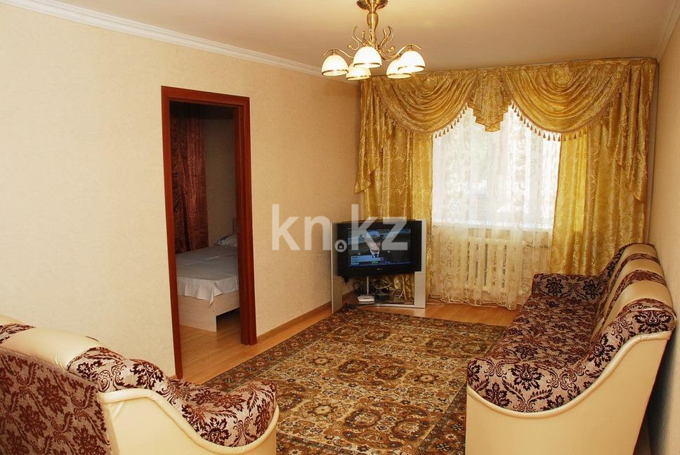 Аренда 2-комнатной квартиры посуточно, 45 м², пр. Абая, дом  58 - ул. Манаса - Аренда квартир посуточно в Алматы фото 1 из 5