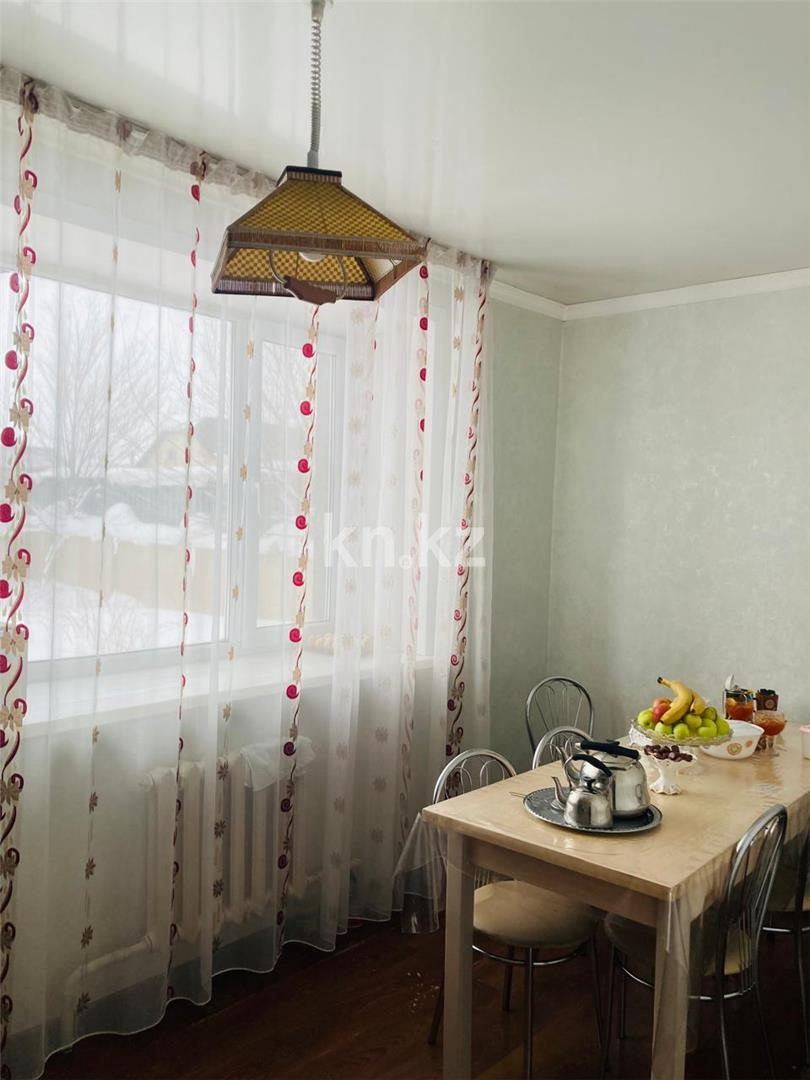 Продажа 5-комнатного дома, 289 м², ул. Карибжанова в Караганде - фото 12