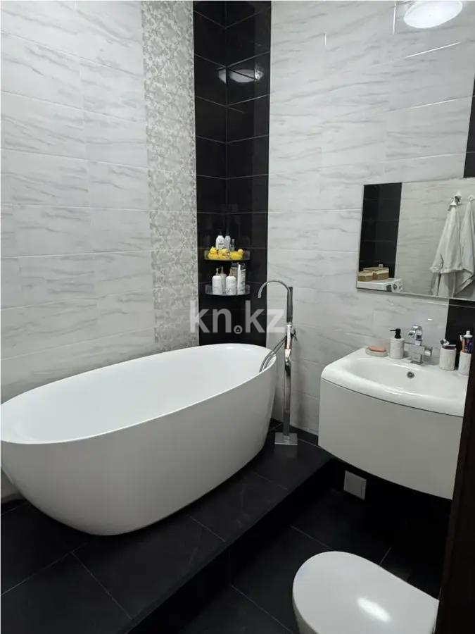 Продажа 2-комнатной квартиры, 67 м² в Алматы - фото 4