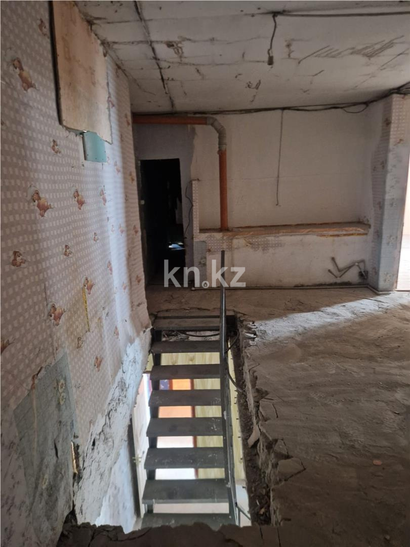 Продажа 4-комнатной квартиры, 202.8 м² - Продажа четырехкомнатных квартир от собственников в Астане - страница 7 фото 13 из 15