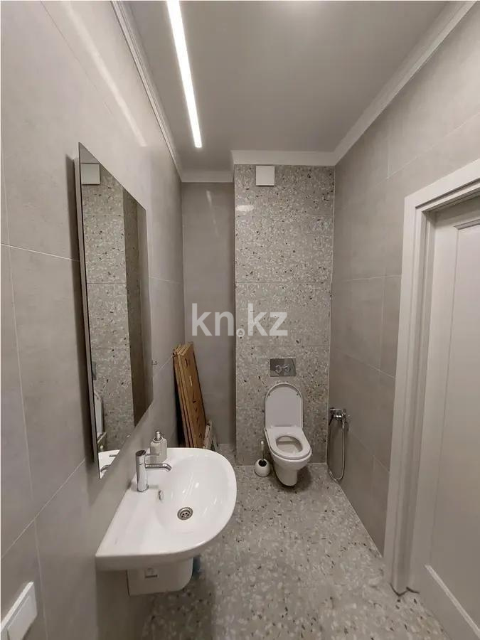 Продажа 4-комнатной квартиры, 135 м², пр. Аль-Фараби, дом  41/2 в Алматы - фото 7