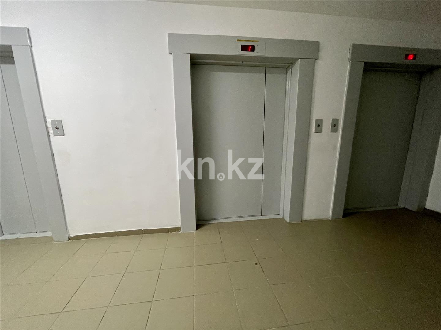 Продажа 1-комнатной квартиры, 50 м², ул. Момышулы, дом  26/2 в Караганде - фото 8