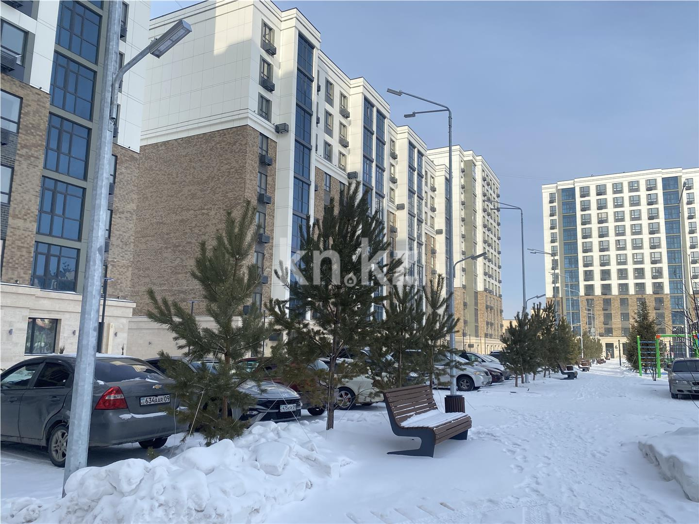 Продажа 2-комнатной квартиры, 51 м² - Продажа двухкомнатных квартир в Караганде - страница 2 фото 1 из 8