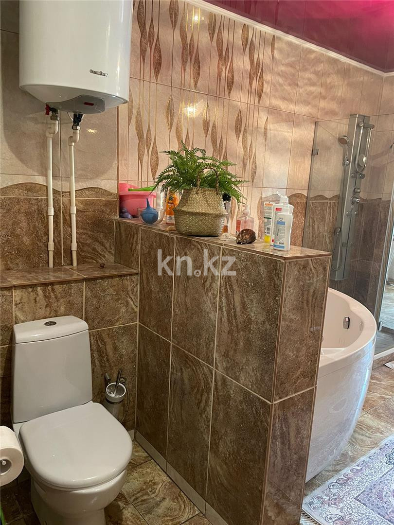 Продажа 3-комнатной квартиры, 114 м², мкр-н Степной-1 в Караганде - фото 11