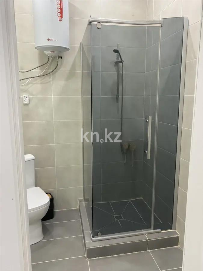 Продажа 1-комнатной квартиры, 40 м², ул. Муканова, дом  61/2 в Караганде - фото 3