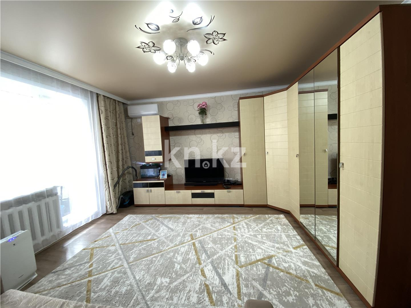 Продажа 3-комнатной квартиры, 64 м² - Продажа квартир в Караганде фото 2 из 21