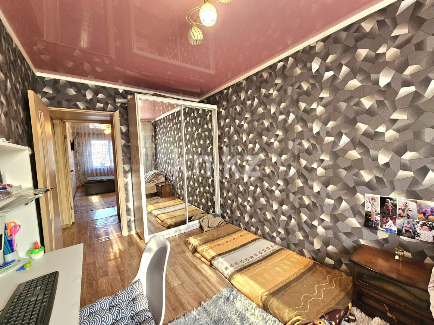 Продажа 3-комнатной квартиры, 60 м², мкр-н 9 в Алматы - фото 3