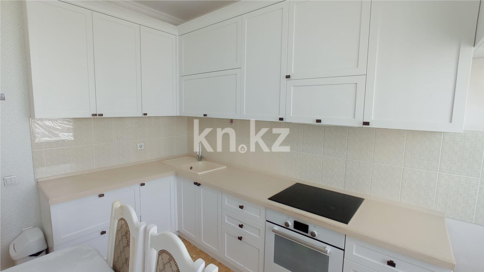 Продажа 2-комнатной квартиры, 65 м², ул. Аманжолова - Продажа квартир в Астане фото 1 из 14