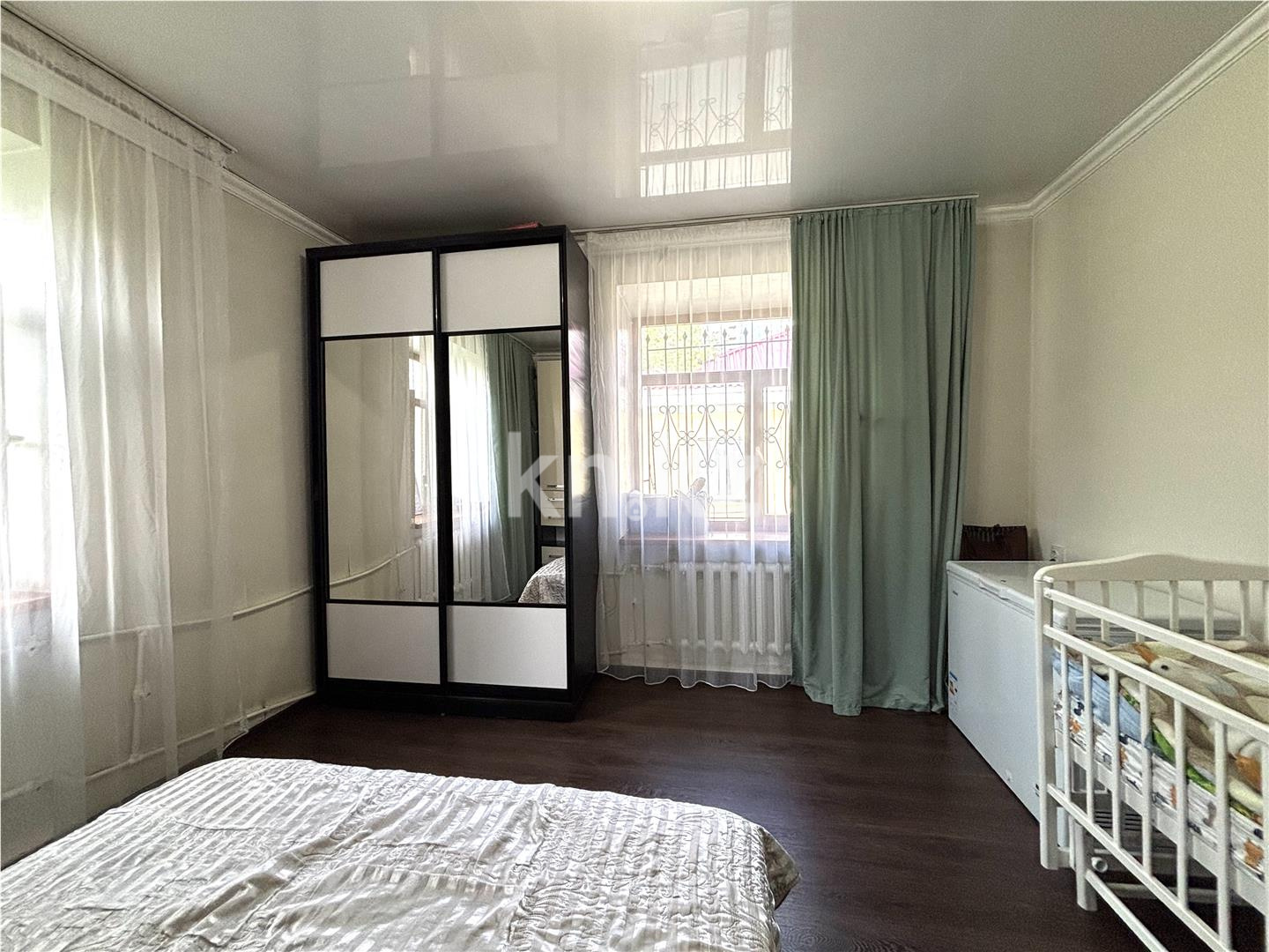 Продажа 3-комнатной квартиры, 76 м², ул. Абая в Караганде - фото 4