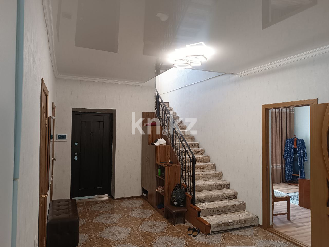 Продажа 5-комнатного дома, 213 м², 68-й квартал - Продажа квартир в Костанае фото 26 из 34