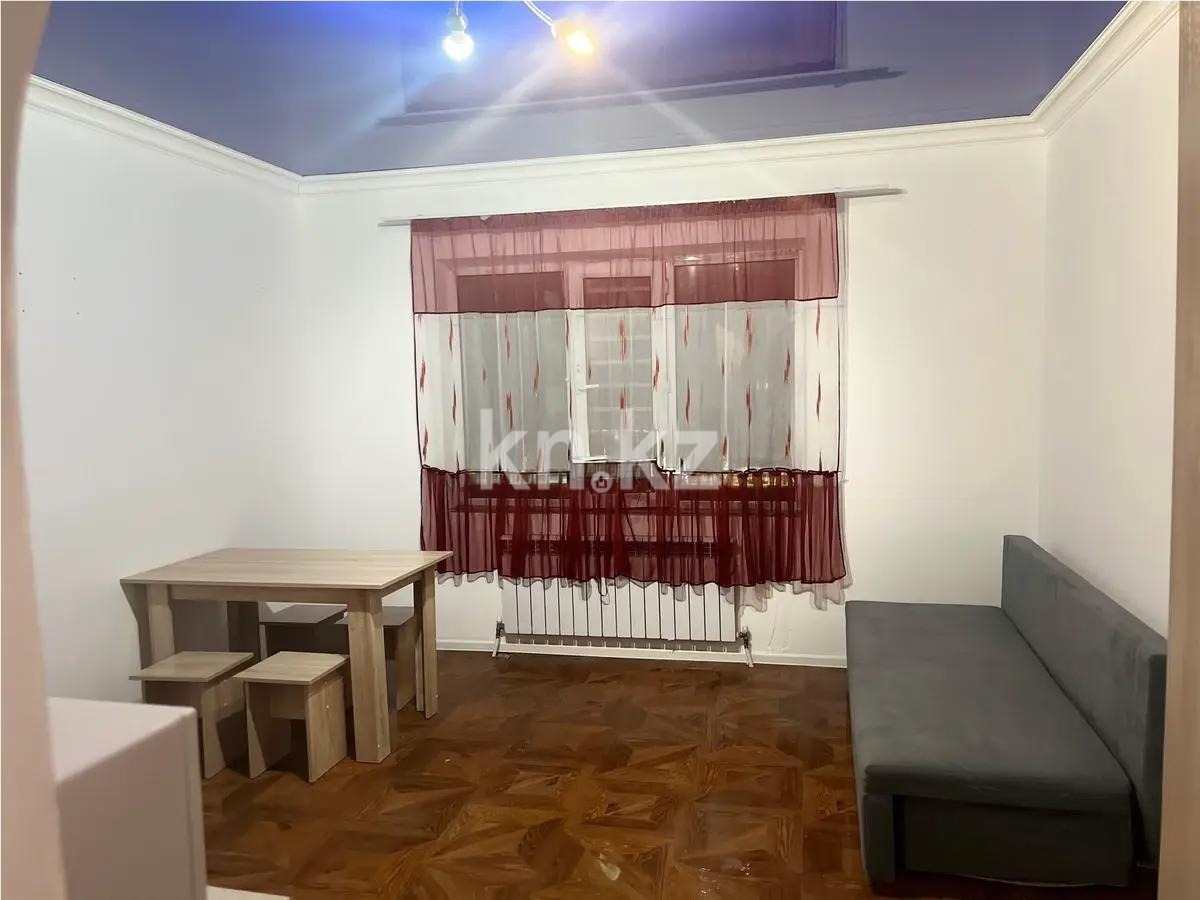 Продажа 1-комнатной квартиры, 23 м², пр. Кошкарбаева, дом  68 - Продажа квартир в Казахстане фото 1 из 4