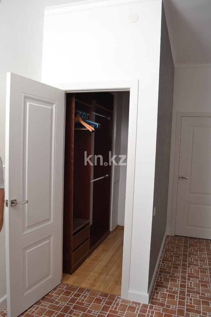 Продажа 3-комнатной квартиры, 120 м², ул. Кенесары, дом  69 в Астане - фото 11