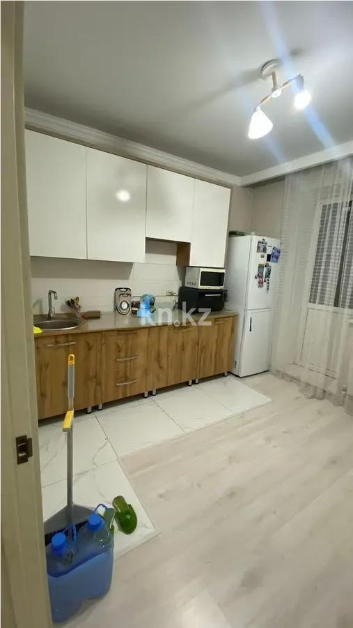 Продажа 1-комнатной квартиры, 35 м², ул. Бозбиик, дом  1/1 в Астане - фото 3