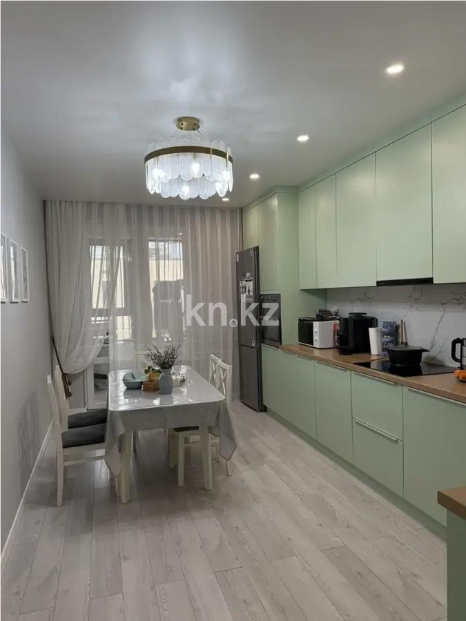 Продажа 4-комнатной квартиры, 130 м², пр. Мангилик Ел, дом  58 в Астане - фото 4