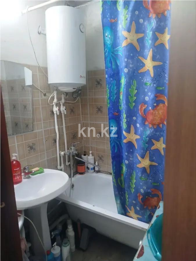 Продажа 3-комнатной квартиры, 63 м², мкр-н 19, дом  43 в Караганде - фото 5