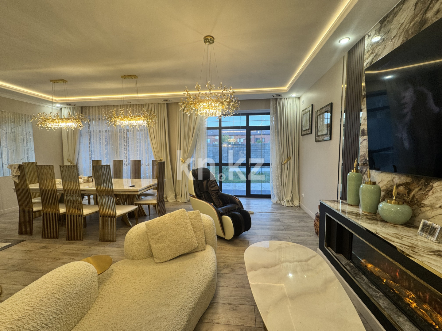 Продажа 5-комнатного дома, 400 м², ул. Муканова, дом  45/28 в Караганде - фото 17