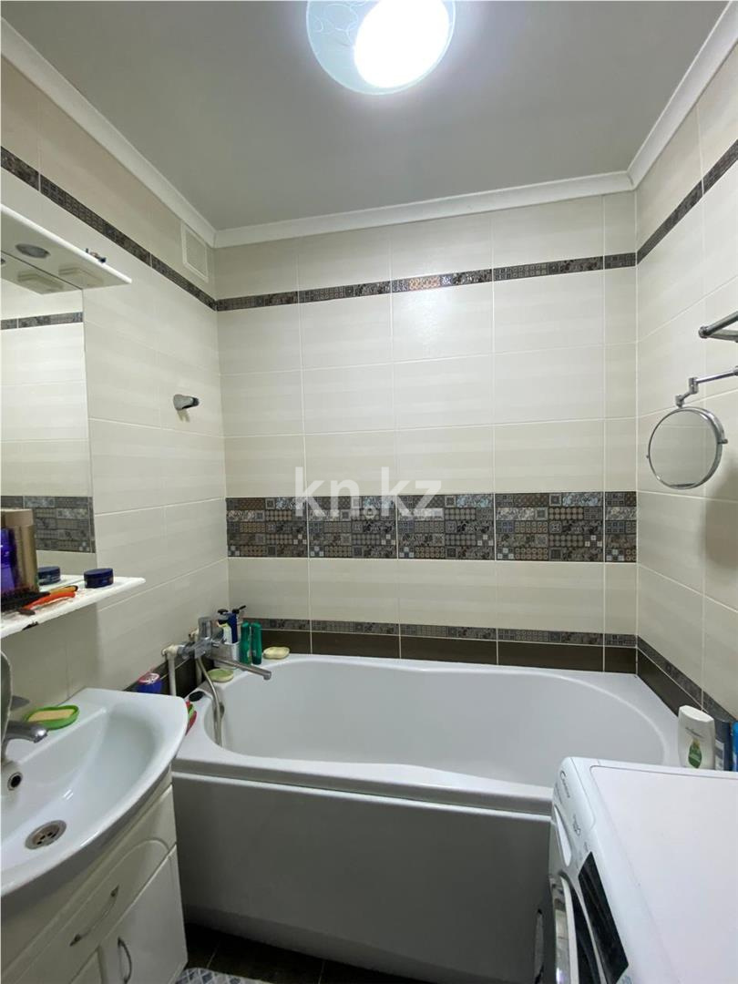 Продажа 2-комнатной квартиры, 55 м², мкр-н Гульдер-1 - Продажа квартир в Караганде фото 9 из 14