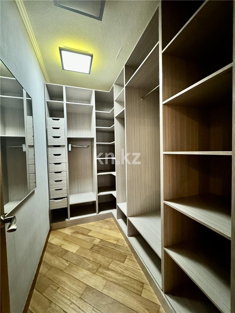 Продажа 6-комнатной квартиры, 227 м² - Продажа пятикомнатных и более квартир в Караганде фото 16 из 20