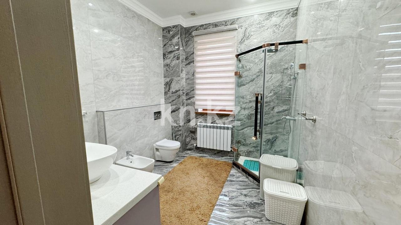 Продажа 7-комнатного дома, 900 м² в Алматы - фото 25