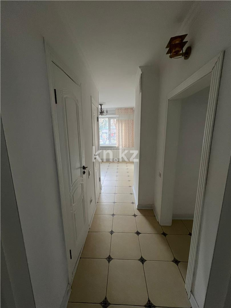 Продажа 3-комнатной квартиры, 72 м², мкр-н Степной-2 - Продажа  трехкомнатных квартир в Караганде фото 9 из 13