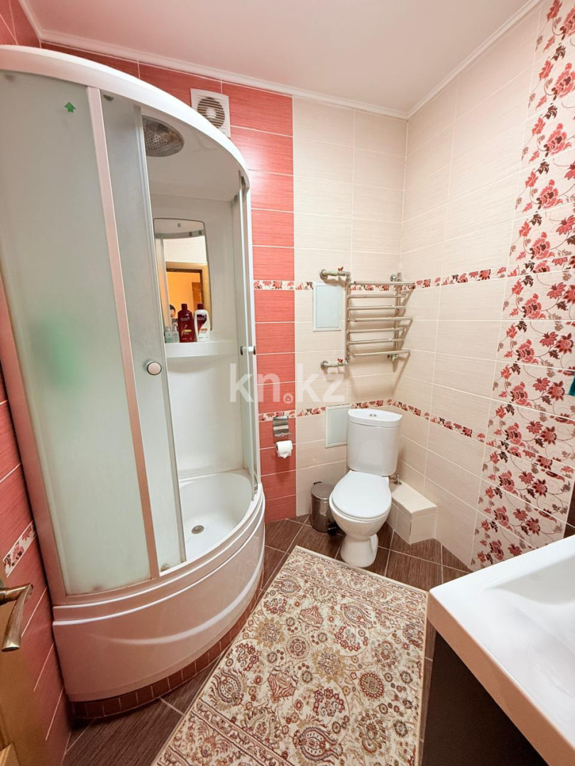 Продажа 3-комнатной квартиры, 130 м², ул. Достык, дом  5/1 - ул. Сауран в Астане - фото 20