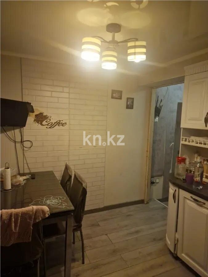 Продажа 4-комнатной квартиры, 75 м² в Караганде - фото 4