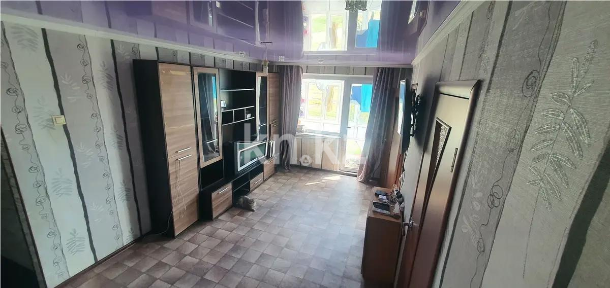 Продажа 4-комнатной квартиры, 62 м², ул. 40-летия Победы, дом  81 - Продажа квартир в Шахтинске фото 1 из 5