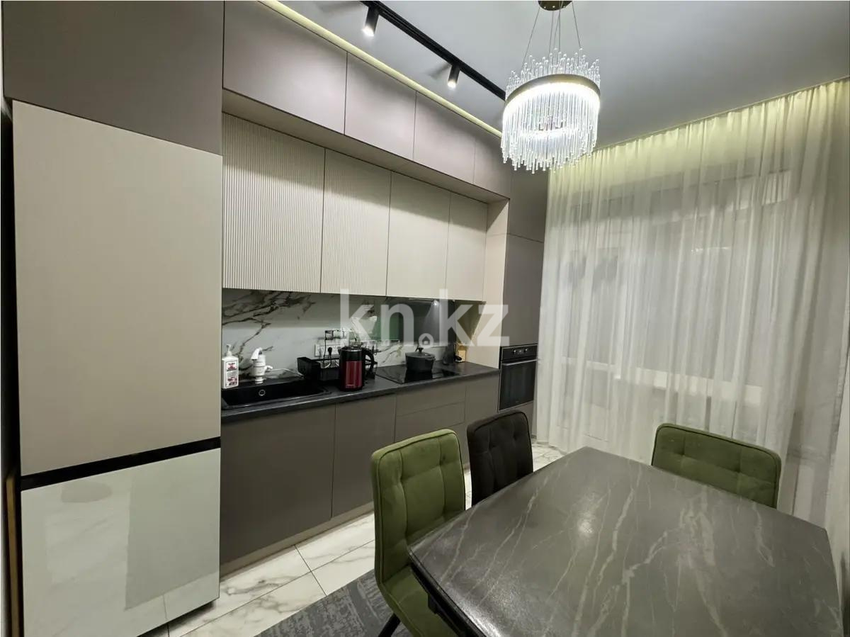 Продажа 3-комнатной квартиры, 90 м² - Продажа квартир в Караганде - страница 3 фото 4 из 9