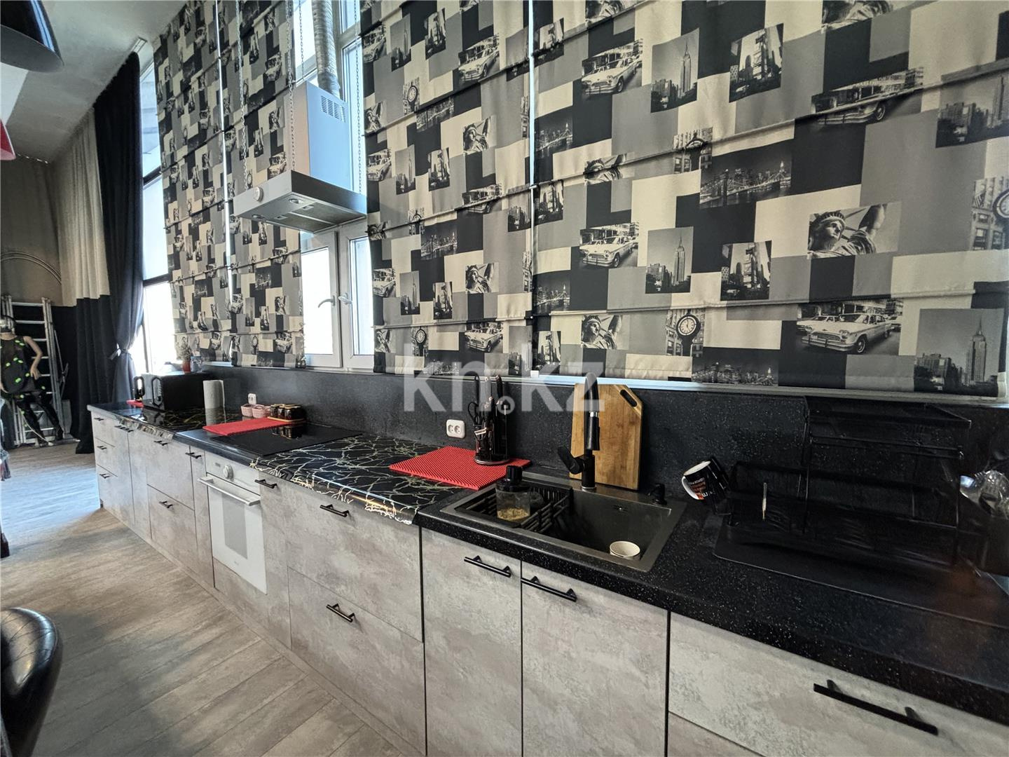 Продажа 2-комнатной квартиры, 74 м², пр. Н. Абдирова, дом  25 в Караганде - фото 3