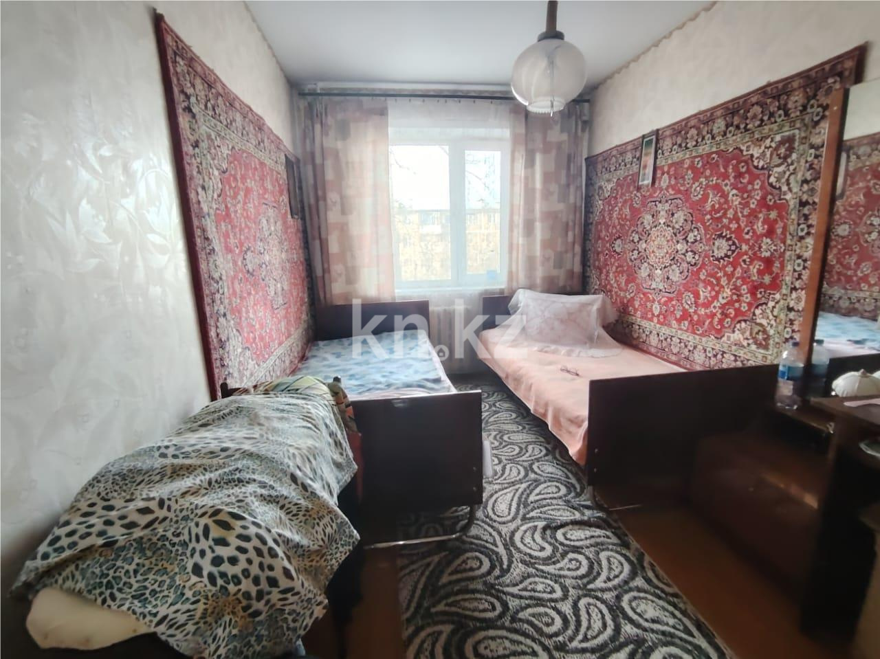 Продажа 3-комнатной квартиры, 58 м², ул. Абая - Продажа  трехкомнатных квартир в Темиртау фото 1 из 10