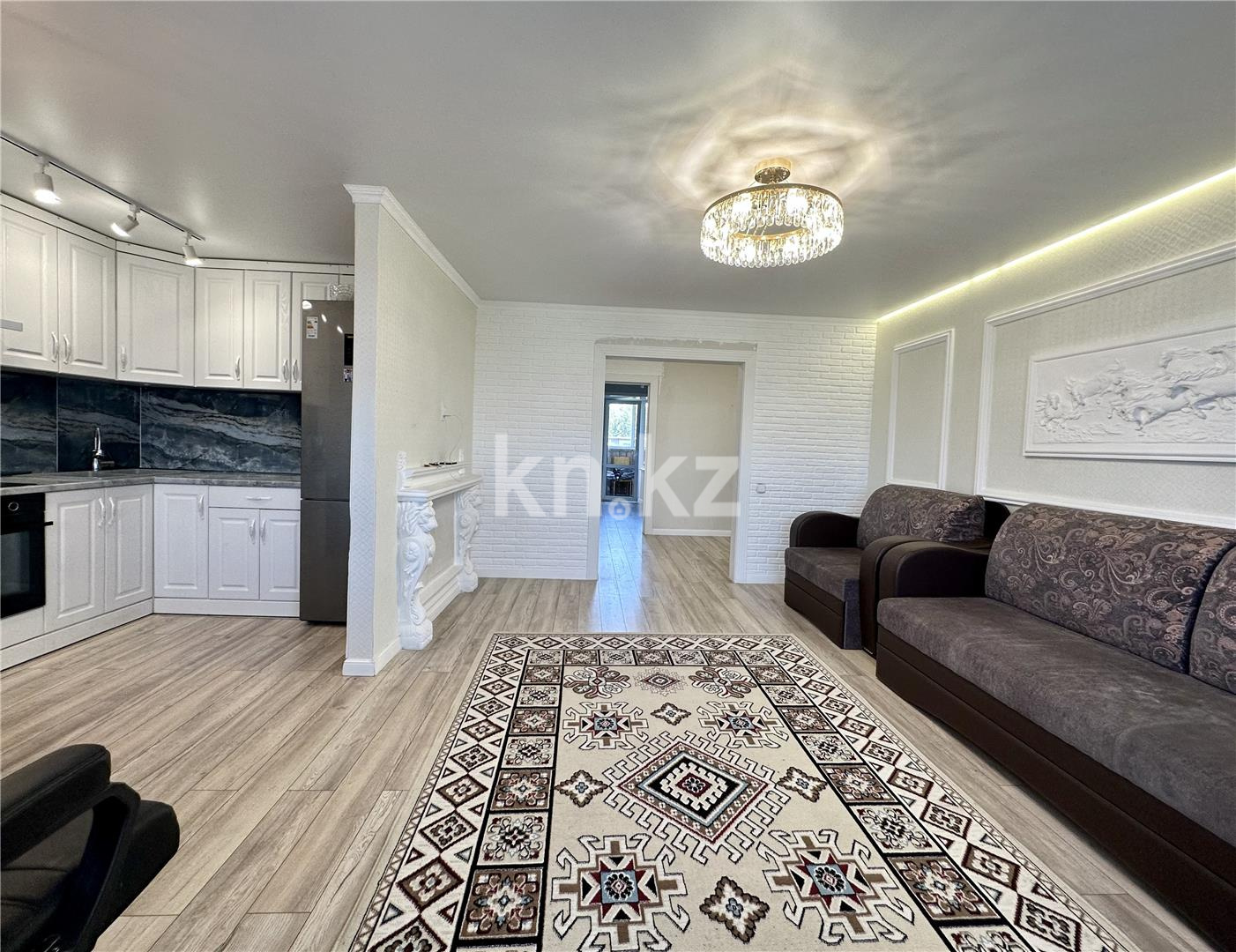 Продажа 4-комнатной квартиры, 79 м², ул. Крылова - Продажа  четырехкомнатных квартир в Караганде фото 4 из 30