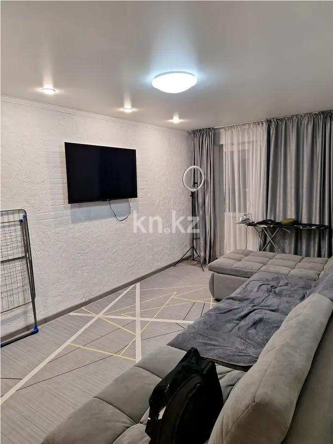 Продажа 2-комнатной квартиры, 44 м², 15 мкр., дом  16 в Караганде