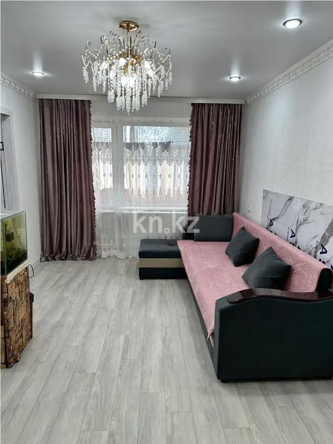 Продажа 4-комнатной квартиры, 61 м², мкр-н 16, дом  33 - Продажа  четырехкомнатных квартир в Караганде без посредников фото 1 из 7