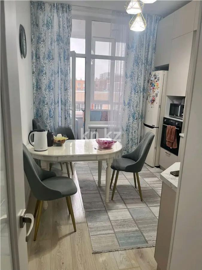 Продажа 2-комнатной квартиры, 62.5 м², ул. Анет баба, дом  9/3 в Астане