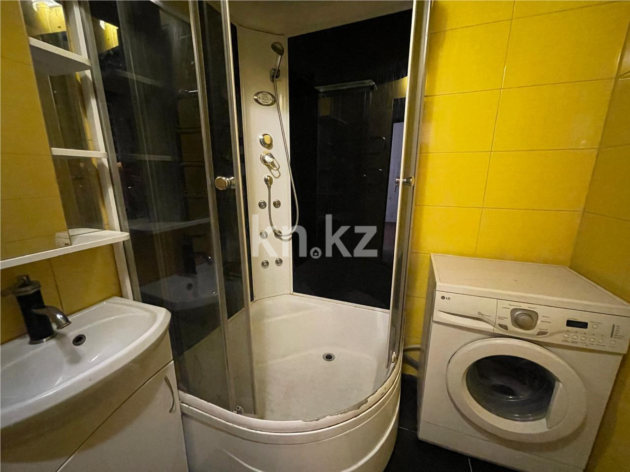 Продажа 3-комнатной квартиры, 63 м², мкр-н Степной-2 в Караганде - фото 13