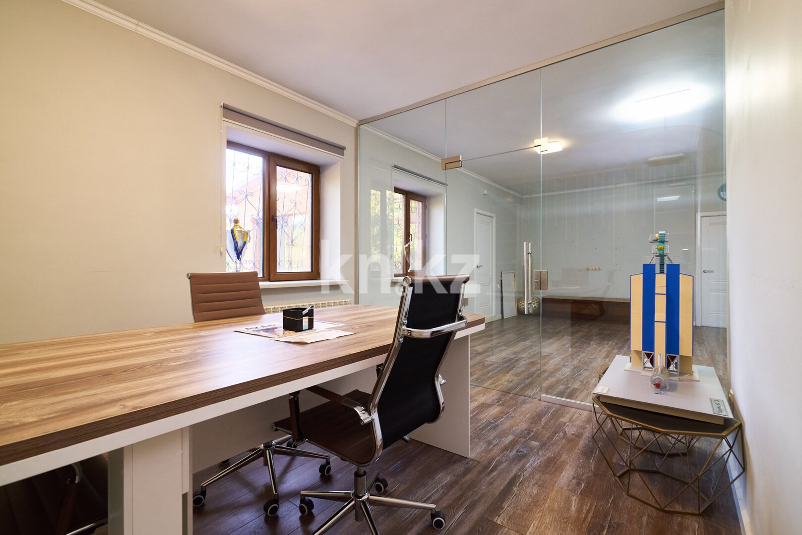 Продажа 4-комнатного дома, 390 м² в Астане - фото 26