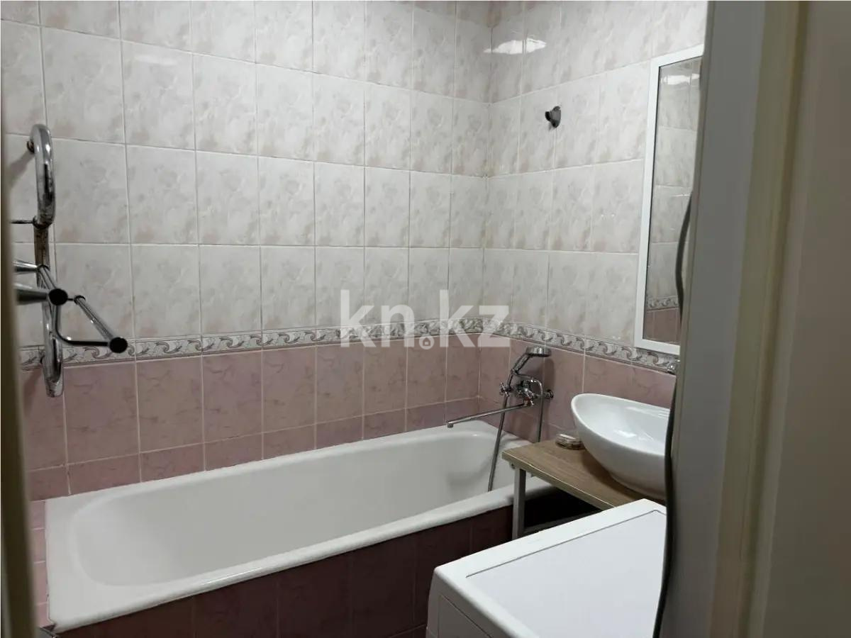 Продажа 2-комнатной квартиры, 52.2 м² в Алматы - фото 4