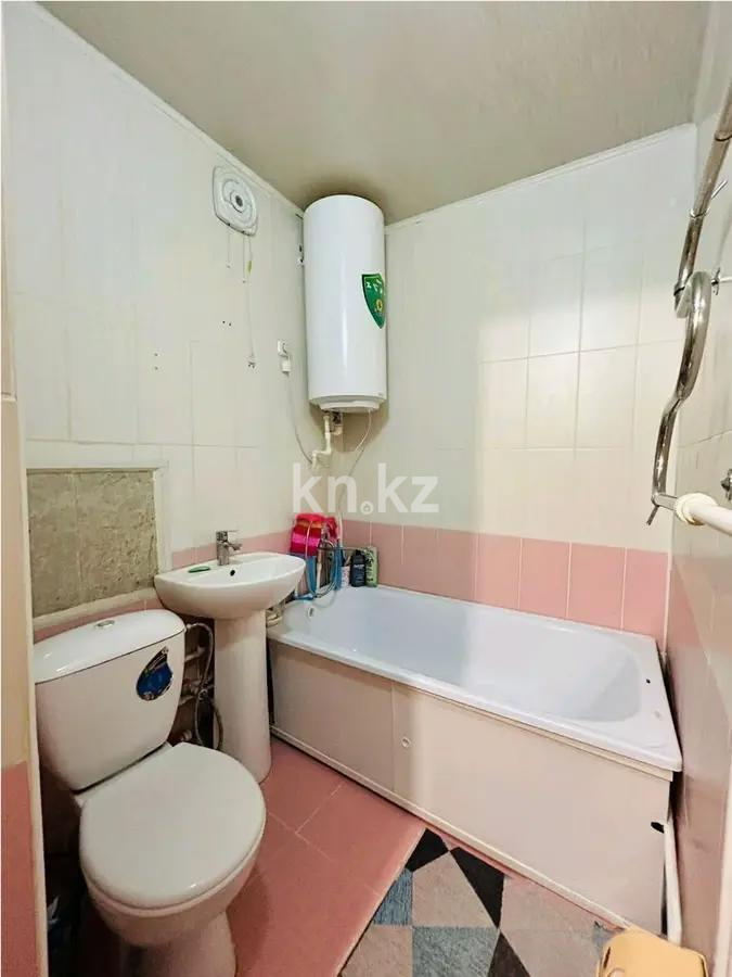 Продажа 2-комнатной квартиры, 44 м², 16 мкр., дом  37 - Продажа  двухкомнатных квартир в Караганде без посредников фото 5 из 6