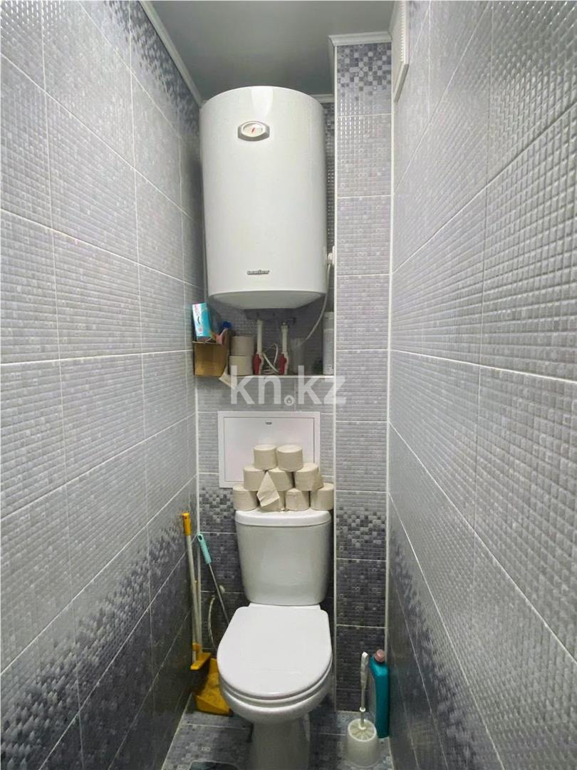 Продажа 3-комнатной квартиры, 56 м², мкр-н Восток-2 в Караганде - фото 12