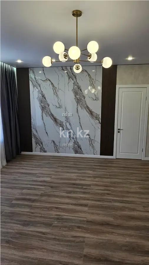 Продажа 2-комнатной квартиры, 64 м², 067 учетный квартал, дом  456/1 в Караганде - фото 2
