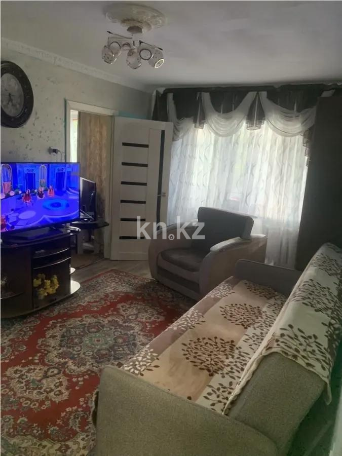 Продажа 3-комнатной квартиры, 47 м² - Продажа квартир от собственников в Караганде фото 1 из 4
