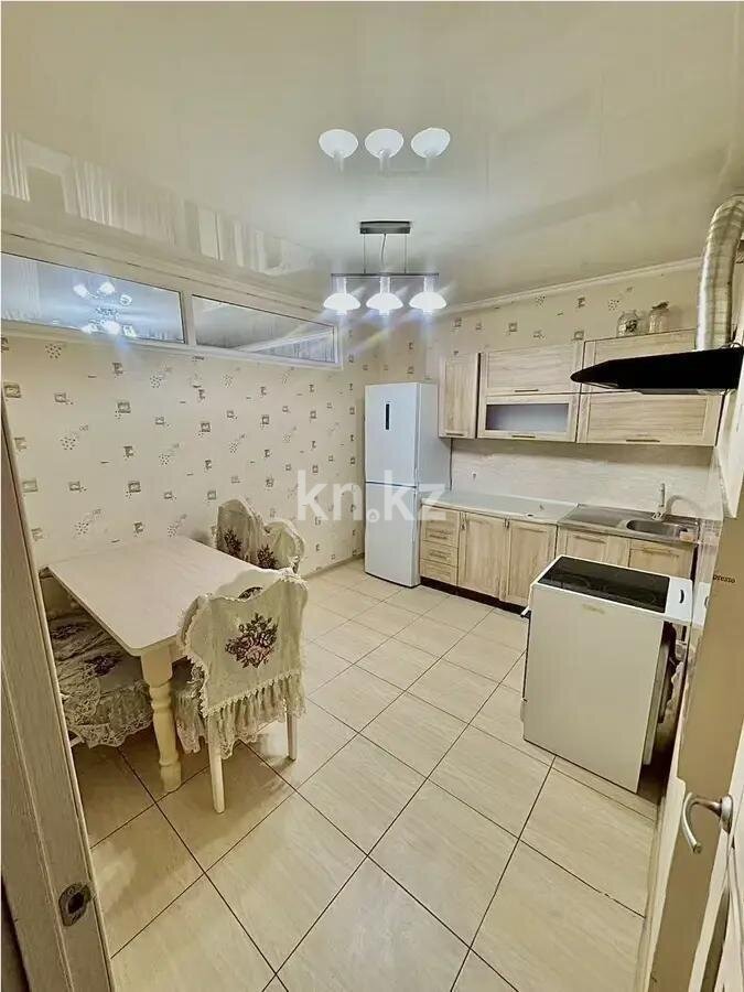 Продажа 2-комнатной квартиры, 70.6 м² в Алматы - фото 3