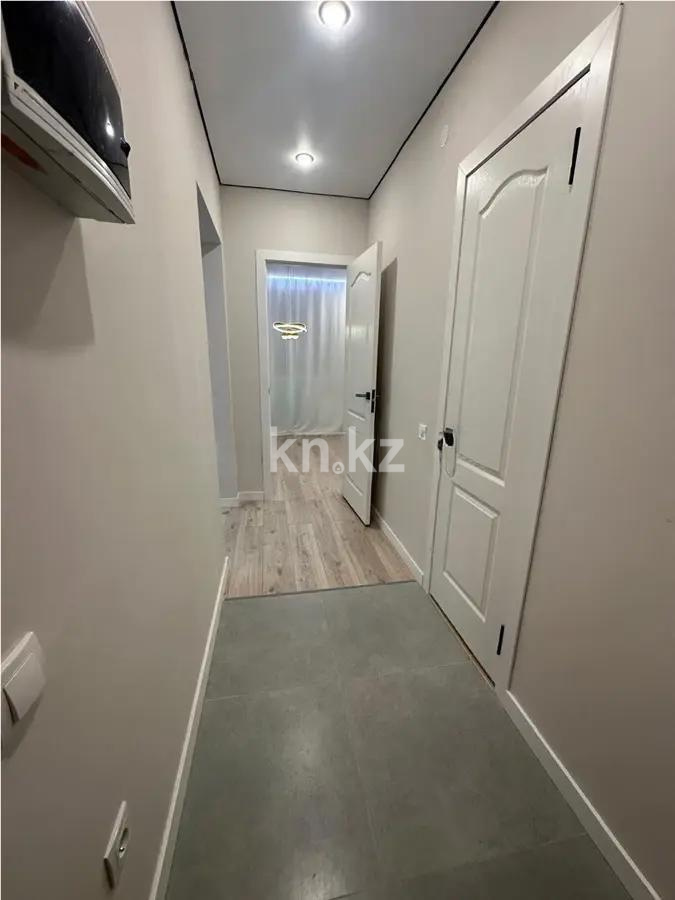 Продажа 1-комнатной квартиры, 35 м², пр. Райымбека, дом  590/9 в Алматы - фото 4